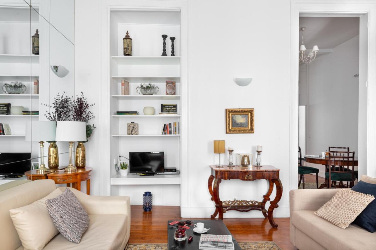 Altido Unique 1-br In Central Chiado Lissabon