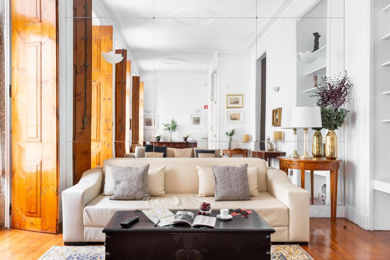 Altido Unique 1-br In Central Chiado Apartment
